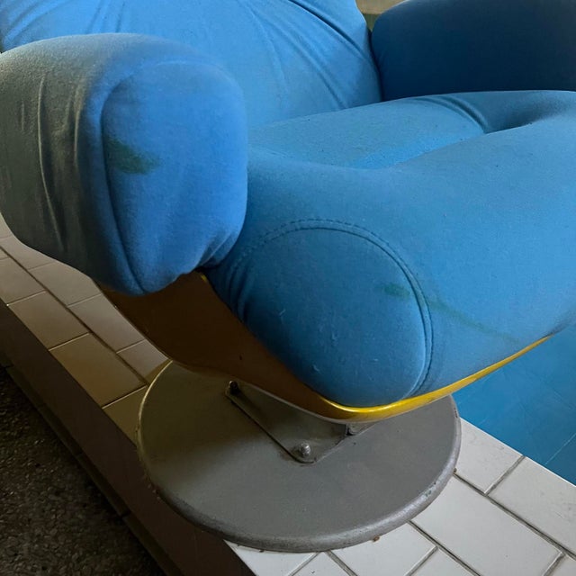 Cinema Chair from a Cinema in Paris, 1970 For Sale - Image 11 of 17
