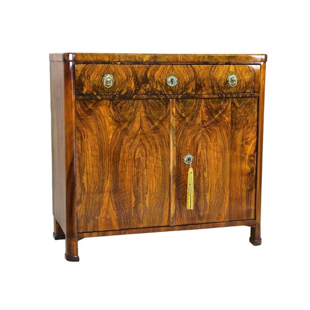 Biedermeier Commode in Nutwood, Austria, 1830s For Sale - Image 3 of 18