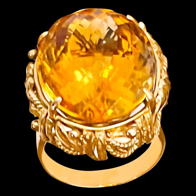 20 Carat Natural Oval Citrine Cocktail Ring in 14 Karat Yellow Gold, Estate For Sale - Image 17 of 18