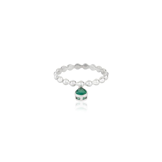Contemporary Emerald Beaded Charm Band Ring Size 4 in 14k White Gold For Sale - Image 4 of 16
