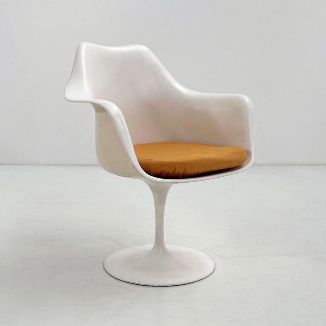 Taupe Swivel Tulip Dining Chair by Eero Saarinen for Knoll, 1960s For Sale - Image 10 of 17