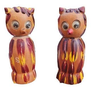 Wooden Salt and Pepper Shakers, 1960s, Set of 2 For Sale