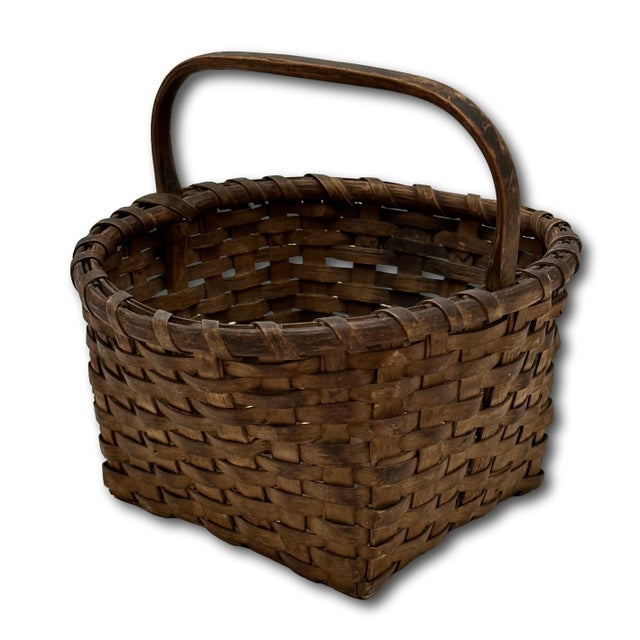 Excellent Small Size Antique New England American Hand Woven Ash Wood Splint Berry Gathering Basket For Sale In Boston - Image 6 of 18