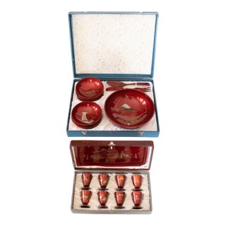 C. 1940s Showa Era Japanese Lacquered Sake and Bowls Sets in Original Cases For Sale