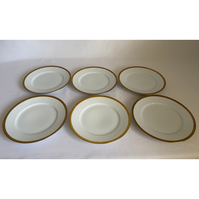 1920s Royal Bayreuth Gold-Encrusted Porcelain Dinner Service for Six For Sale - Image 11 of 16