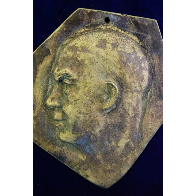 20th Century Gilded Bronze Plaque Sculpture with Bas-Relief Face of Benito Mussolini from Dux For Sale - Image 8 of 18