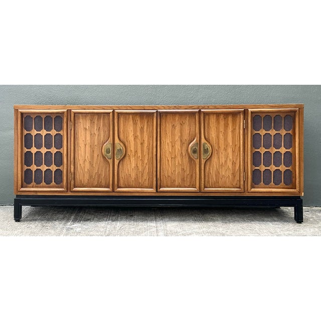 Vintage MCM Stereo Cabinet Credenza For Sale - Image 11 of 12