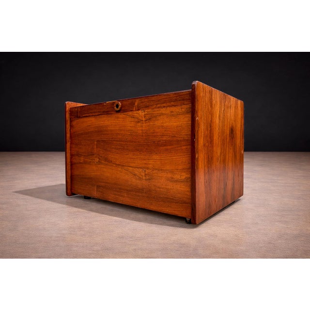 Wood Bar Cart in Rosewood, Sergio Rodrigues, 1960s For Sale - Image 7 of 12