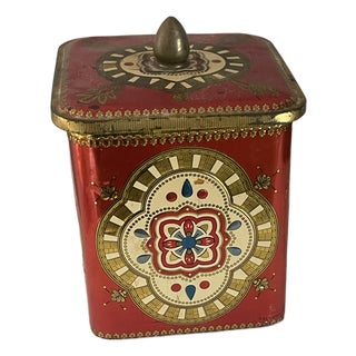Beautiful Vintage Tin Box Square With Lid For Sale