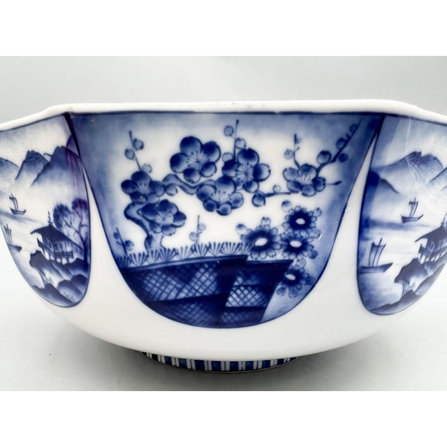 Large Vintage Blue & White Japanese Porcelain Geometric Mixed Fruit Bowl - Chinoiserie, Traditional, Asian, Grandmillennial For Sale - Image 9 of 14