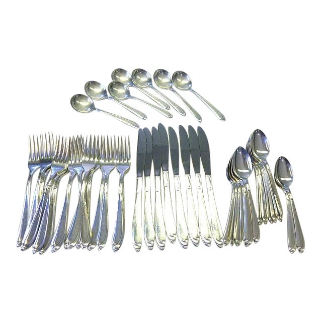 Mid-Century Modern Oneida Skyward Silverplate Flatware Set- 45 Pieces For Sale