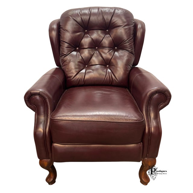 Late 20th Century Vintage Traditional American Style Tufted Leather Recliners - Pair For Sale - Image 5 of 12