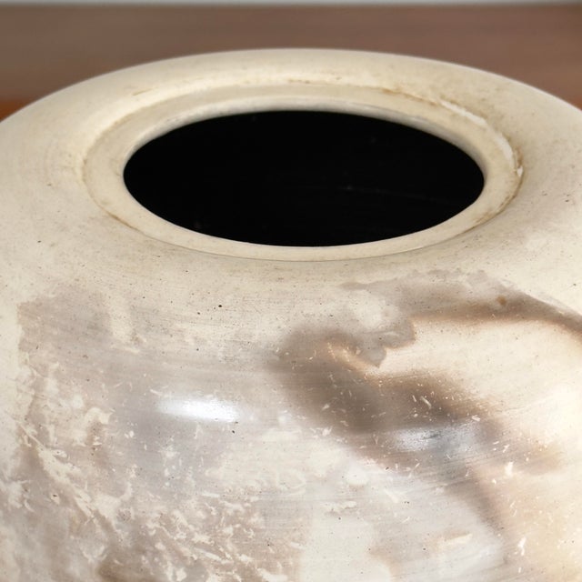 Vintage Monumental Raku Fired White Glazed Ceramic Vessel by David Smyth, Signed For Sale - Image 10 of 12