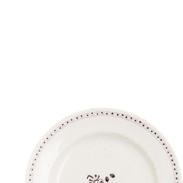 Earthenware - Two Viana earthenware plates - 19th century. Portuguese, made in Viana in the 19th century, decorated in...