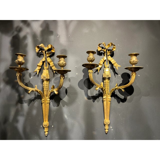 1920's Frecnh Gilt Bronze Sconces With Ribbon - Pair For Sale In New York - Image 6 of 9