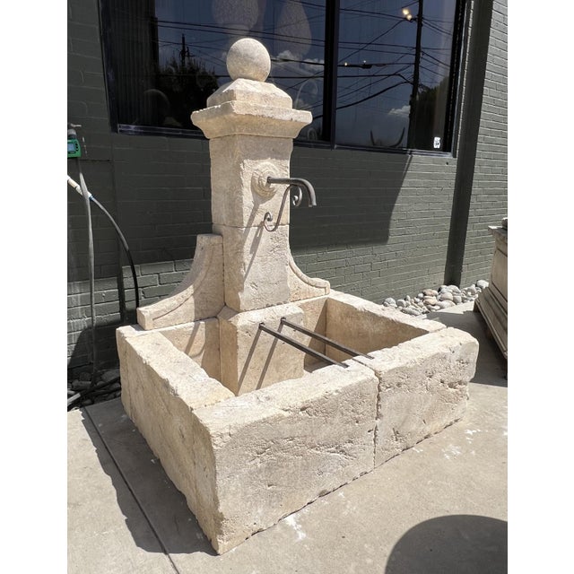 French Carved Limestone Fountain, Single Pillar With Ball Finial From Provence For Sale - Image 9 of 17