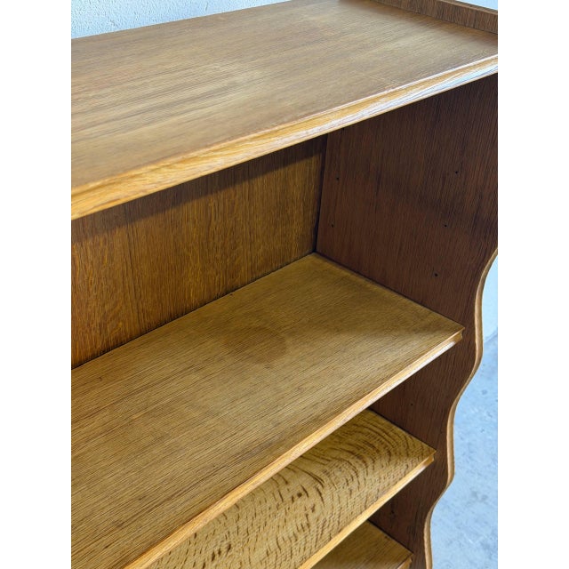 1960s Oak Three-Tier Open Bookcase Danish Mid-Century Modern Display Shelf 1960s For Sale - Image 5 of 9