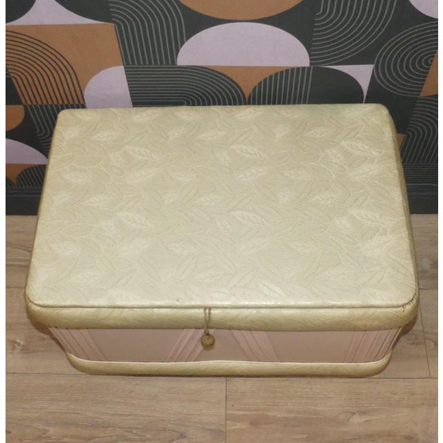 Wood Dreamy Laundry Chest in Pastel Pink, 1950s For Sale - Image 7 of 14