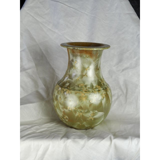 1980s French Montgolfier Full Gilded Crystalline Vase For Sale - Image 4 of 12