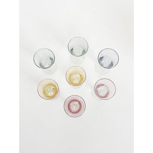 20th Century Italian Multicolored Art Glass Carafe and Glasses, Italy, Set of 8 For Sale - Image 6 of 13