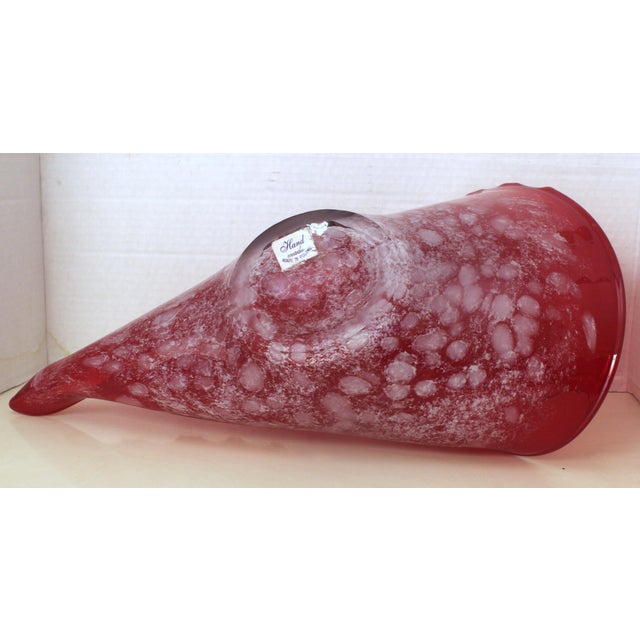 Large Festive Hand-Blown Crimson Red and White Speckled Art Glass Conch Shell Centerpiece For Sale - Image 13 of 15