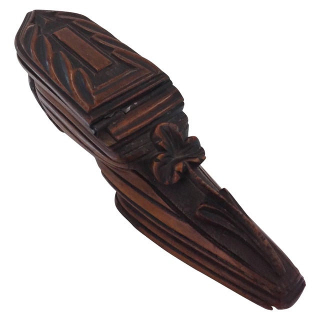 Wood 19th Century Carved Shamrock Shoe Form Treen Snuff Box For Sale - Image 7 of 7