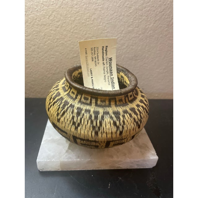 American Rare HTF Handcrafted Wounaan Palm Basket From Panama W/ Geometric Greek Key Motif. For Sale - Image 3 of 3