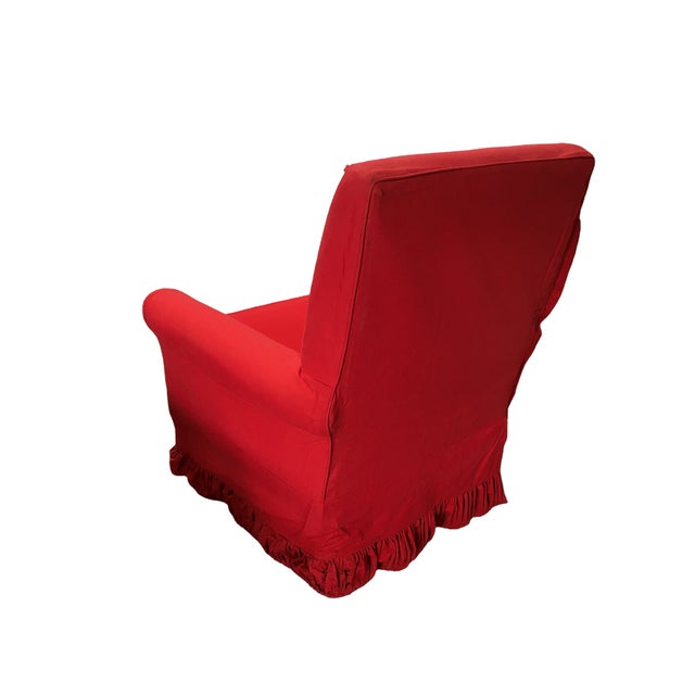 Late 20th Century White Muslin Lounge Armchair with Red Cover and Skirt For Sale - Image 9 of 12