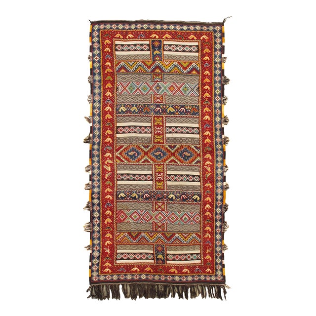Vintage Moroccan Area Rug 4ft 9in X 6ft 3in For Sale