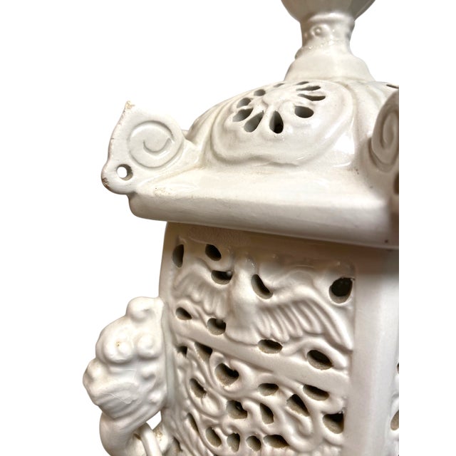 Chinese Style Blanc De Chine Porcelain Lamp Foo Dog Handles Lantern Made in Italy Decor Vintage Chinoiserie For Sale - Image 14 of 18