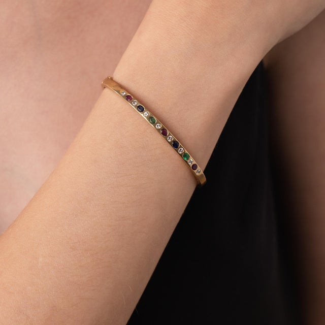 1970s Vintage Diamond Ruby Emerald Sapphire 14k Yellow Gold Bangle For Sale - Image 5 of 8