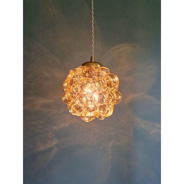 Gold Amber Bubble Glass Pendant Lights by Helena Tynell for Glashütte Limburg, 1970s, Set of 3 For Sale - Image 8 of 16