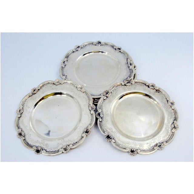 Silver Bread Plates with Engraving and Shells, in Very Good conditions. Designed 1920 to 1949 This piece has an...