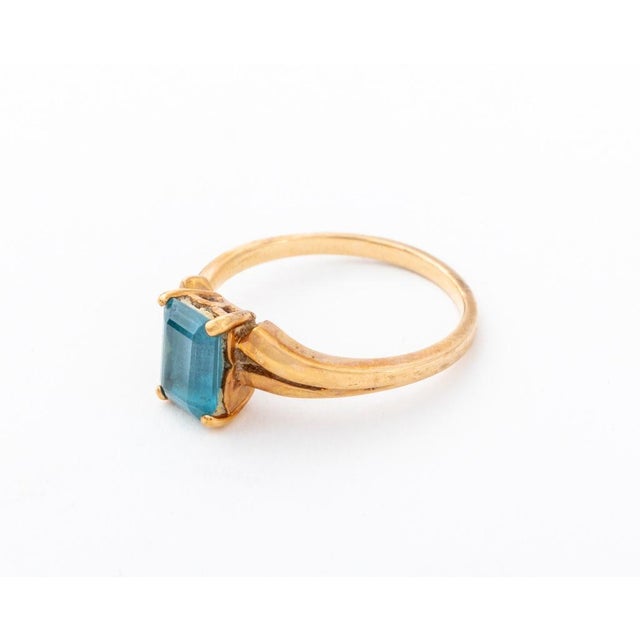 Vintage 10k Yellow Gold & Blue Topaz Ring For Sale In New York - Image 6 of 8