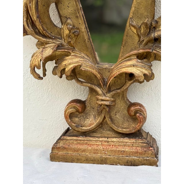 Wood Exuberant Antique Italian Carved Giltwood Reliquary -17th Century (Could Be Used as a Tabletop Mirror ) For Sale - Image 7 of 12