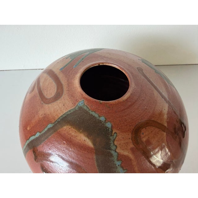 Mid-Century Modern Vintage Handmade Brown Glazed Studio Pottery Vase With Abstract Drip Design – Signed For Sale - Image 3 of 11