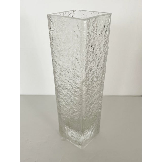 1970s Vintage Littala Finland Linearia Pebbled Glass Bud Vase For Sale - Image 5 of 7