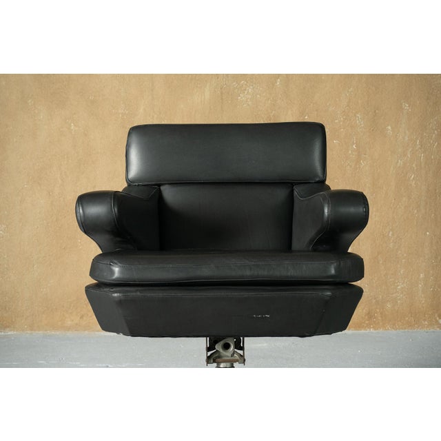 Black Leather Armchair on Wheels, Italy, 1970s, in Very Good conditions. Designed 1970 to 1979