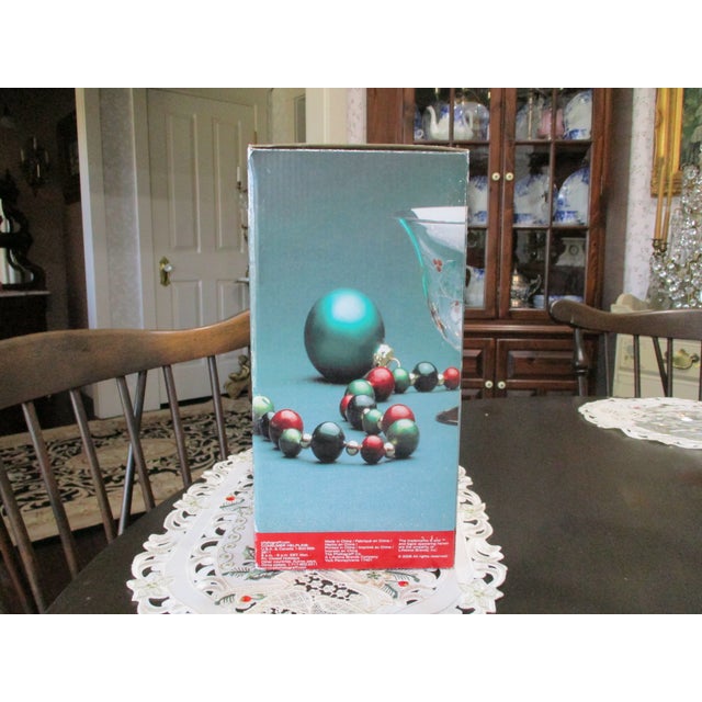 Art Nouveau 1970s Pfaltzgraff Winterberry Footed Dessert Bowls Painted Glass New in Box - Set of 4 For Sale - Image 3 of 15