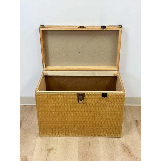 Hollywood Regency Vintage Blonde Woven Wicker Chest, Brass Clamp Hardware Storage, Coastal Trunk For Sale - Image 3 of 14
