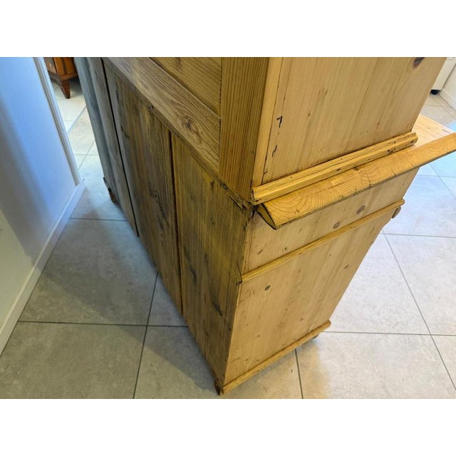 Gründerzeit Display Kitchen Credenza in Spruce, 1880s For Sale - Image 9 of 17
