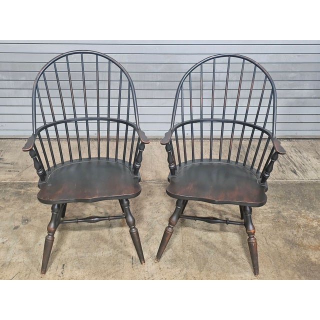 Pennsylvania House Late 20th Century Pair of Pennsylvania House Sack Back Windsor Arm Chairs Black Finish For Sale - Image 4 of 9