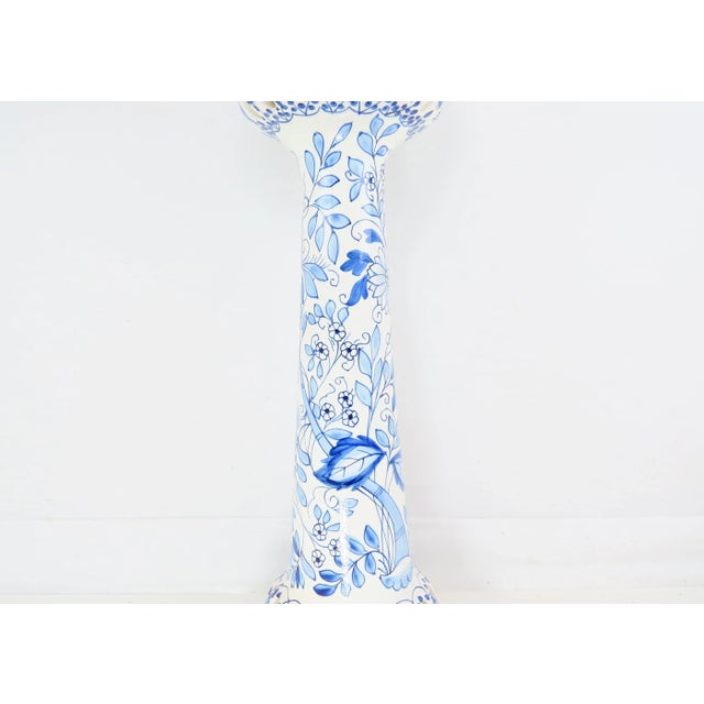 Vintage 1970s Spanish Ceramic Blue & White Reticulated Jardiniere Planter on Pedestal For Sale In Chicago - Image 6 of 12