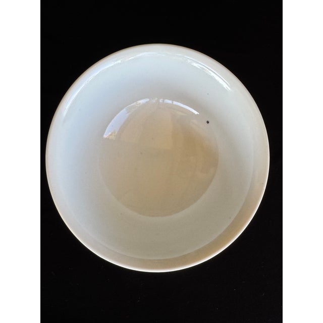 1960s Large Famille Noire Style Chinese Porcelain Bowls, Black Ground Floral - Set of 4 For Sale - Image 14 of 16