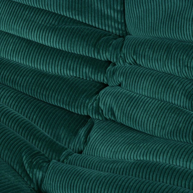 Textile Ligne Roset Togo 3-Seater Sofa in Emerald Corduroy - Original Vintage, Restored For Sale - Image 7 of 11