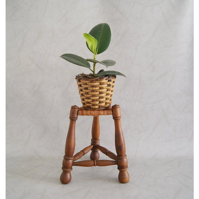 1960s Rush Braided Tripod Stool, 1960s For Sale - Image 5 of 11