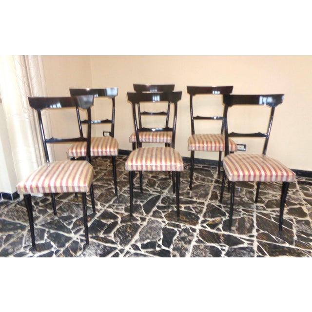 Table and Chairs in the style of Paolo Buffa, 1950s, Set of 7 For Sale - Image 10 of 11