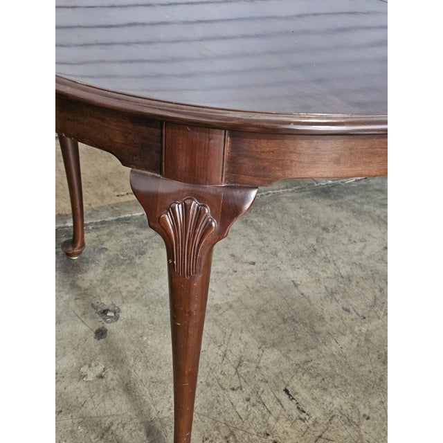Stickley Late 20th Century Stickley Oval Solid Mahogany Dining Table Queen Anne Style For Sale - Image 4 of 8