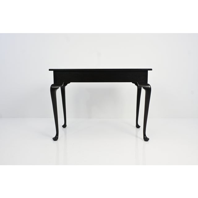 Kittinger Ebonized Mahogany & Burl Wood Writing Desk / Console | Newly Refinished For Sale - Image 13 of 15