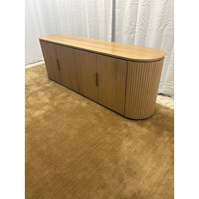 2020s Rh Restoration Hardware Byron 4-Door Media Console – 84” For Sale - Image 5 of 18